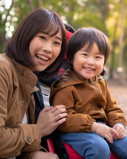 mother and child smiling